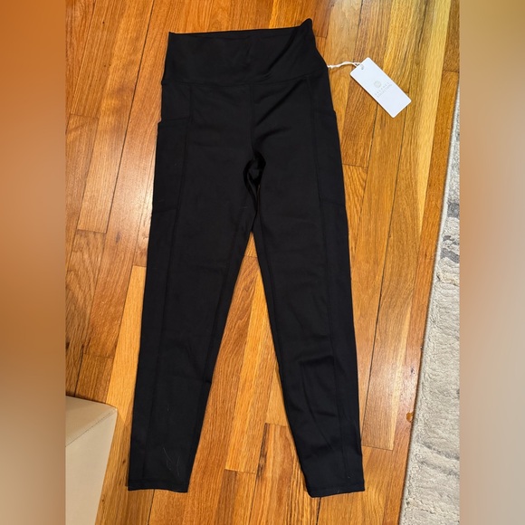 Balance Collection Women's Sleek Black Leggings - Picture 1 of 3
